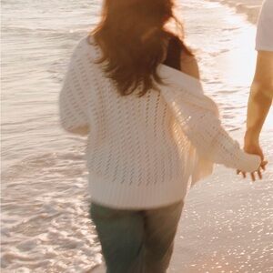 Abercrombie Cream Knit Cardigan Sweater (Large)